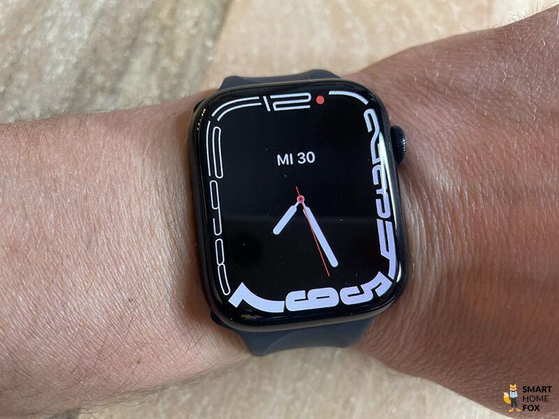 Циферблат “Контур” на часах Apple Watch 7.